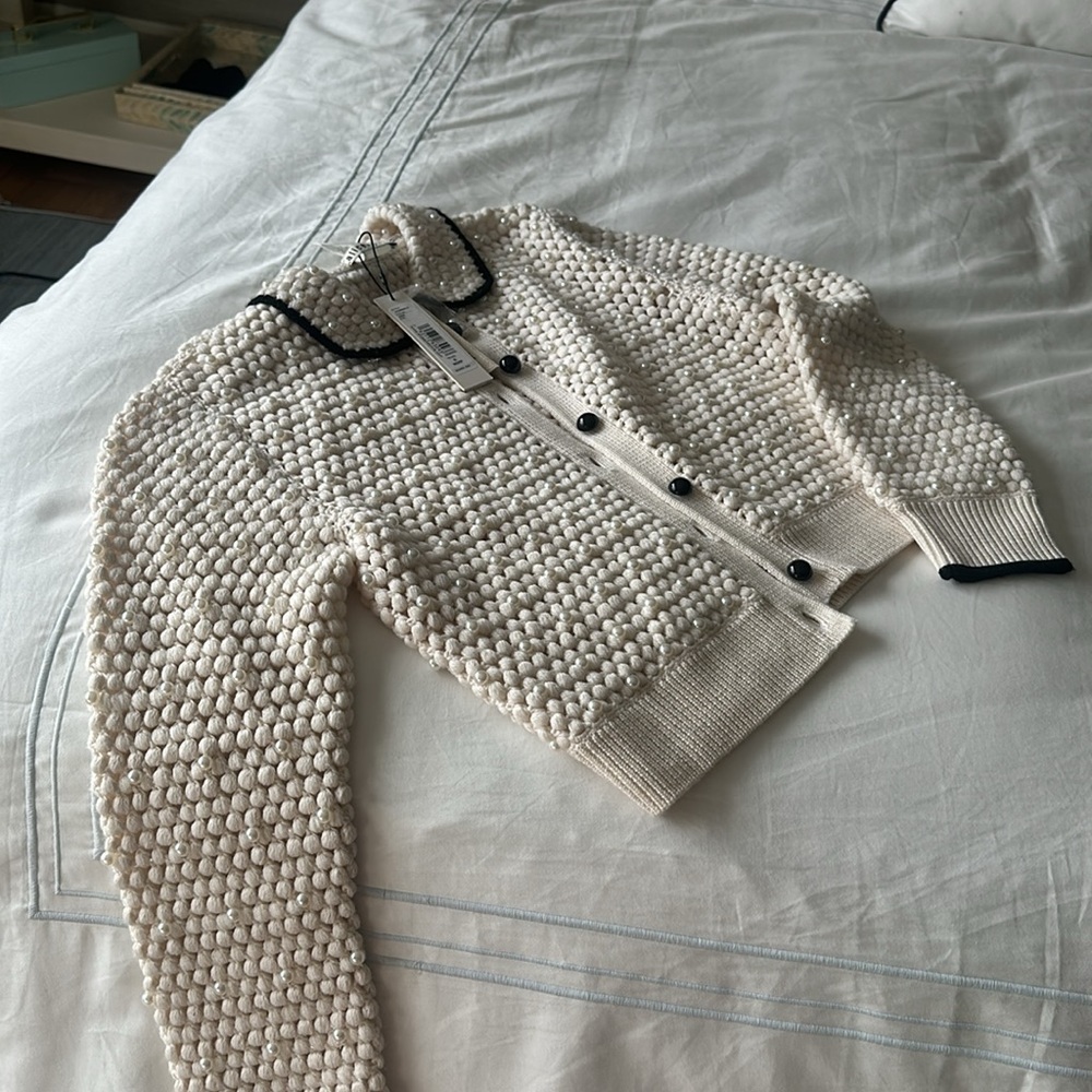 Alice and Olivia had knit cardigan sweater - Picture 4 of 7
